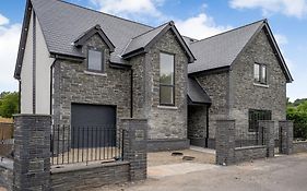 Ty Afon Reg - Uk38509